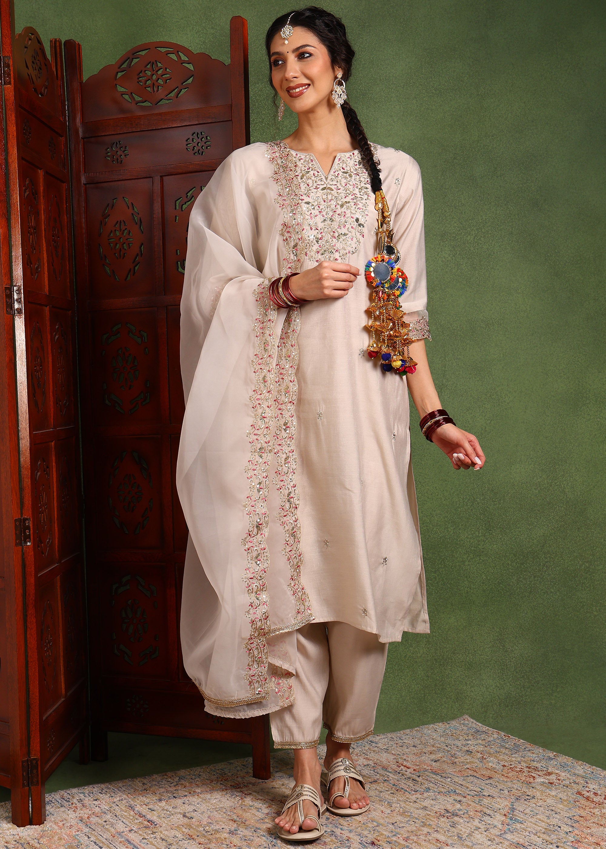 Heerify Colorful Mirror Punjabi Paranda – Multicolor Thread Work with Golden Jhumka Tassels | Patiala Shahi Parandi Hair Accessory